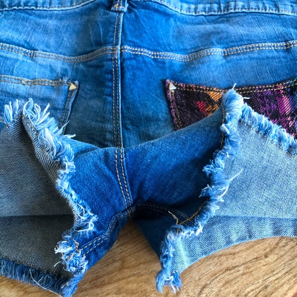 SOUTHWESTERN AZTEC NAVAJO Blanket Denim Shorts NEW - Picture 8 of 12